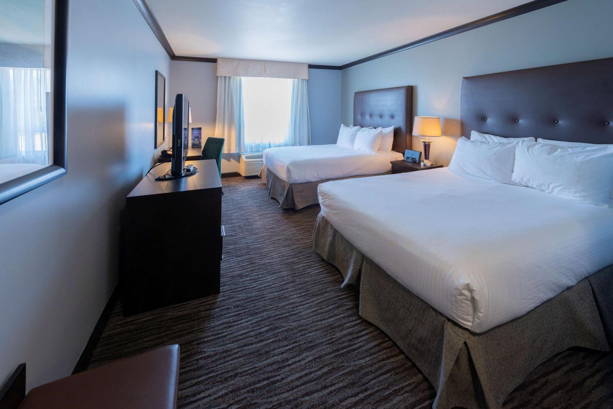 Prestige Treasure Cove Resort, Worldhotels Elite Prince George Buitenkant foto